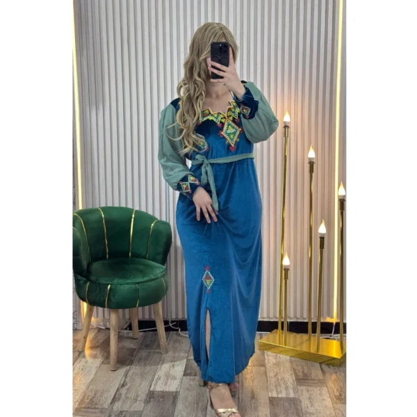 Robe Dyhia