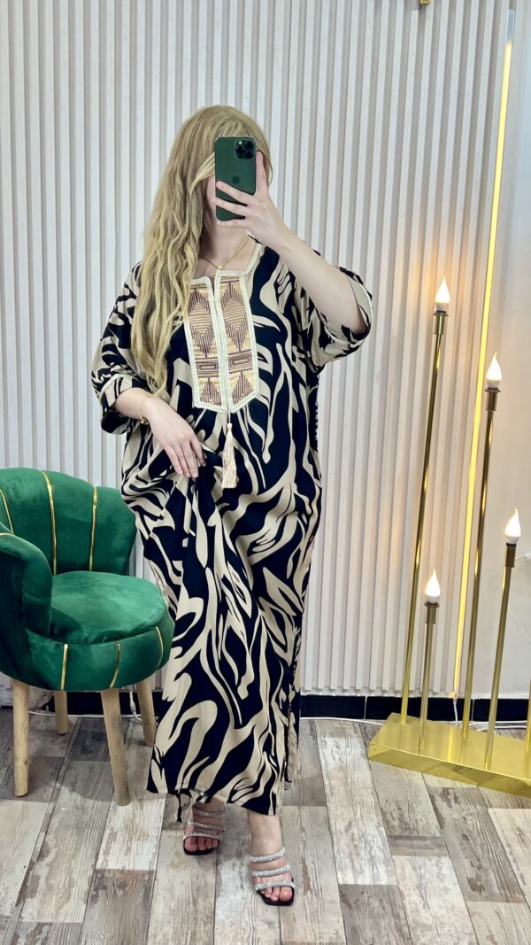Robe Nadine – Image 4
