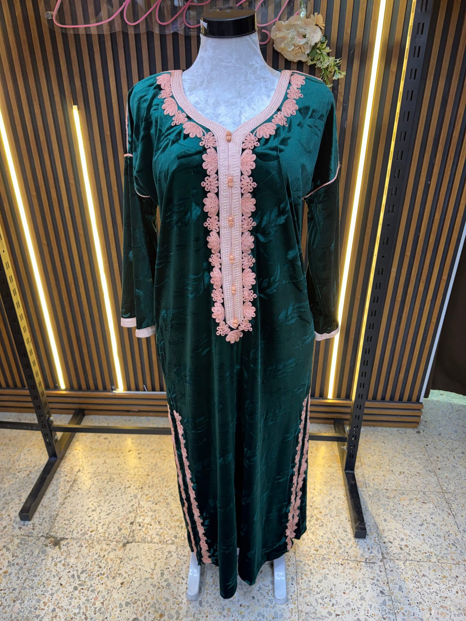 Robe Eva – Image 6